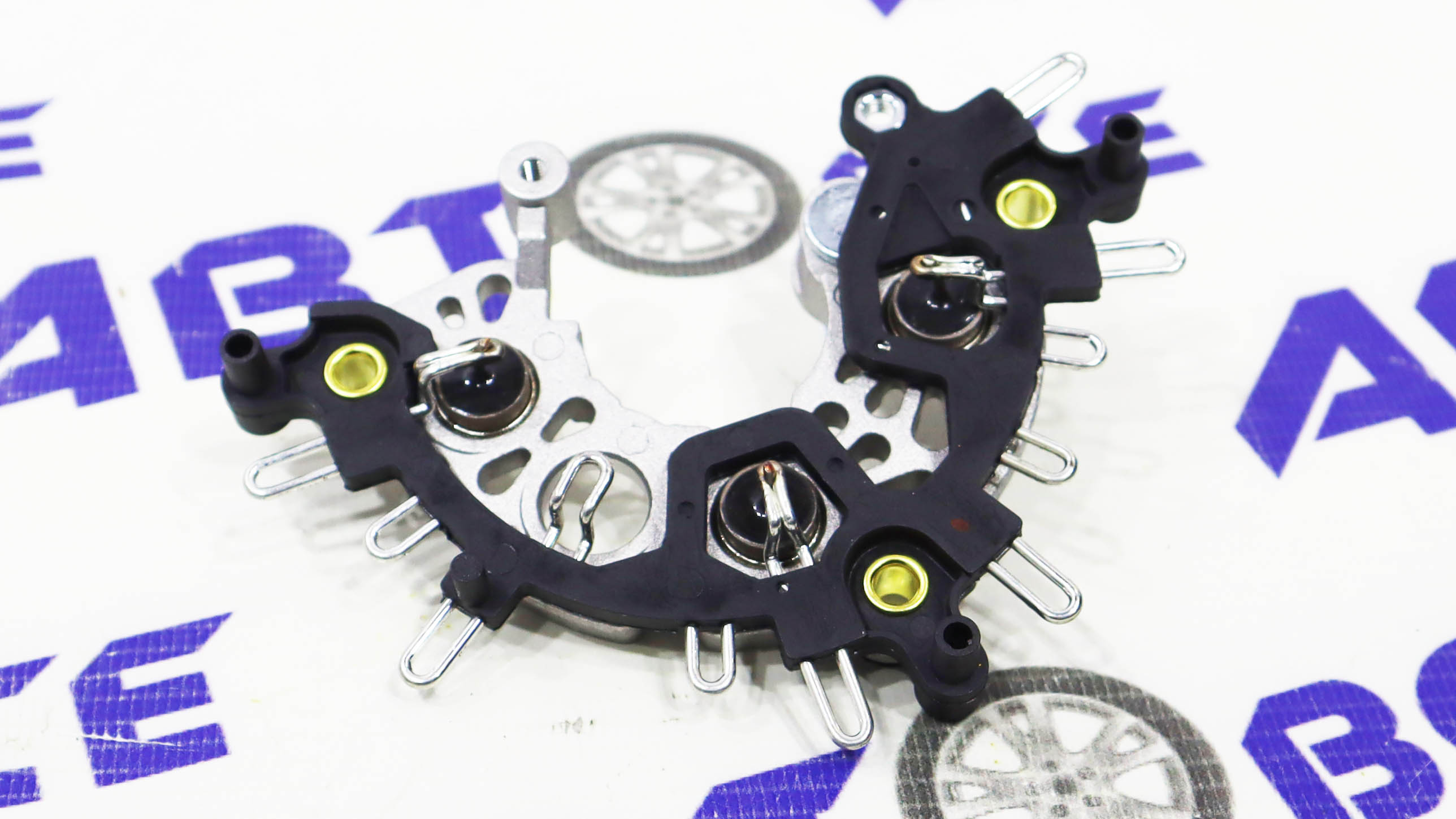 Диодный мост ВАЗ-2170-2190 (на генератор110А) BOSCH